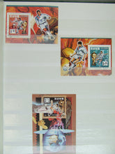 Charger l'image dans la galerie, L'Europe ne complète presque que des phrases toutes différentes avec de meilleures valeurs