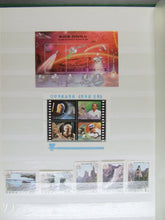 Charger l'image dans la galerie, L'Europe ne complète presque que des phrases toutes différentes avec de meilleures valeurs