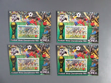 Charger l'image dans la galerie, L'Europe ne complète presque que des phrases toutes différentes avec de meilleures valeurs