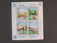 Charger l'image dans la galerie, L'Europe ne complète presque que des phrases toutes différentes avec de meilleures valeurs