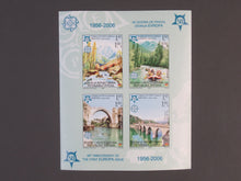 Charger l'image dans la galerie, L'Europe ne complète presque que des phrases toutes différentes avec de meilleures valeurs