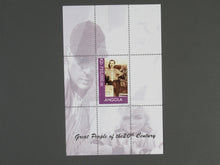 Charger l'image dans la galerie, L'Europe ne complète presque que des phrases toutes différentes avec de meilleures valeurs