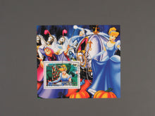 Charger l'image dans la galerie, L'Europe ne complète presque que des phrases toutes différentes avec de meilleures valeurs