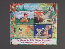 Charger l'image dans la galerie, L'Europe ne complète presque que des phrases toutes différentes avec de meilleures valeurs