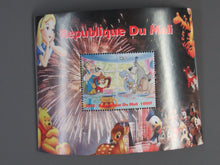 Charger l'image dans la galerie, L'Europe ne complète presque que des phrases toutes différentes avec de meilleures valeurs