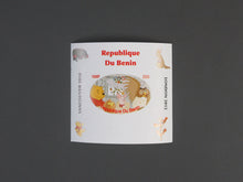 Charger l'image dans la galerie, L'Europe ne complète presque que des phrases toutes différentes avec de meilleures valeurs