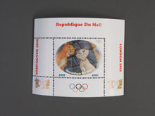 Charger l'image dans la galerie, L'Europe ne complète presque que des phrases toutes différentes avec de meilleures valeurs