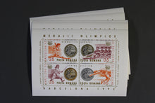 Charger l'image dans la galerie, Rumänien Blöcke und Kleinbögen per 5 ** Michelwert online Katalig 2021 ca. 1500,00