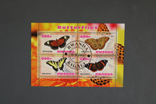 Charger l'image dans la galerie, 79 verschiedene Blöcke Schmetterlinge gestempelt