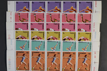 Lade das Bild in den Galerie-Viewer, Satzware Rumänien über 70 versch. per 5 ** Michelwert online Katalog 2021 ca. 1460,00