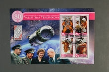 Carica l'immagine nel visualizzatore di Gallery, 36 verschiedene Blöcke Weltraum gestempelt