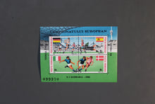 Load image into Gallery viewer, 72 verschiedene Blöcke, Kleinbögen Zusammendrucke Rumänien **